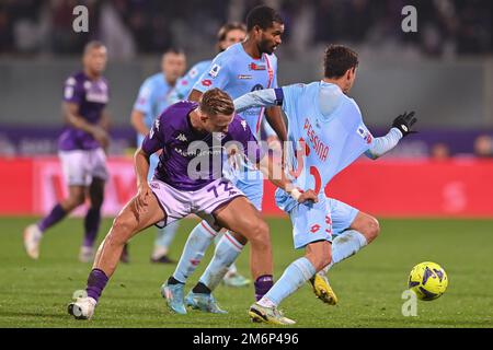 Florence, Italy. January 4, 2023 Lucas Martinez Quarta (Fiorentina) during  the Italian Serie A match between Fiorentina 1-1 Monza at Artemio Franchi  Stadium on January 4, 2023 in Florence, Italy. Credit: Maurizio