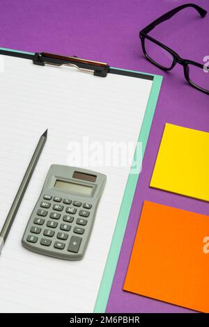 Lap Top With Important Informations On Table With Plant And Cup Of Coffee. Crutial Announcements Presented On Computer Screen On Stock Photo