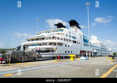 Cruise ship passing through the Miraflores Locks in the Panama Canal Stock Photo