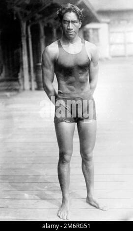 Duke Kahanamoku. Portrait of the Hawaiian swimmer and surfer, Duke Paoa Kahinu Mokoe Hulikohola Kahanamoku (1890-1968), Bain News Service, c. 1910-15 Stock Photo