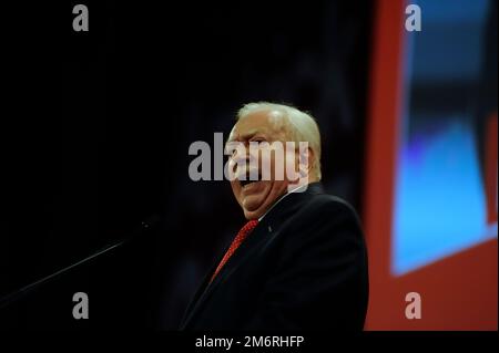 Vienna, Austria. September 10, 2015. Election campaign event of the SPÖ (Social Democratic Party of Austria) with Michael Häupl (Viennese Mayor from November 7, 1994 to May 24, 2018) Stock Photo