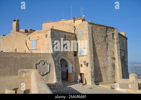 Eingang, Klosteranlage Santuario de San Salvador, Mallorca, Spanien Stock Photo