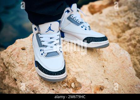 jordan 3 racer blue stock