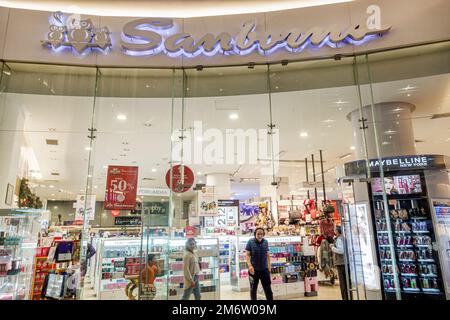 Reforma 222 shopping mall center centre hi-res stock photography and images  - Alamy