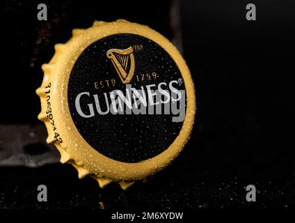 Black and white Guinness labeled container, Guinness, beer, alcohol,  fireplace HD wallpaper | Wallpaper Flare