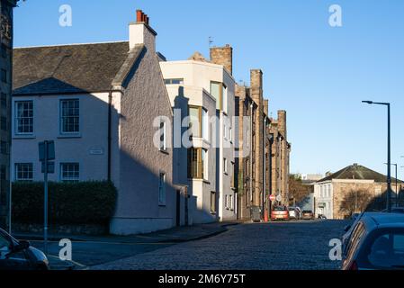 Edinburgh, Scotland, UK - Simon Square housing by Fraser / Livingstone Architects Stock Photo