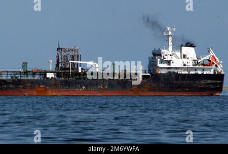 Two oil tankers, the Kerala and Fiorella, load crude oil at the Bajo Grande Refinery facilities, on Lake Maracaibo today, Thursday, January 5, 2023, in Zulia, Venezuela. The US oil company, Chevron Corp, sent two ships to Venezuela to acquire the first shipment of crude oil, after four years. One of them bound for the Pasacagoula refinery, Mississippi in the United States. The shipment of these vessels is given. after the US authorization to Chevron, through the General License of Venezuela (GL) 41, valid for six months. To resume 'limited operations' in the country, and which will be automati Stock Photo