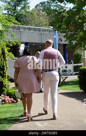 Ascot, Berkshire, UK. 6th August, 2022. Racegoers at Ascot Races. Credit: Maureen McLean/Alamy Stock Photo