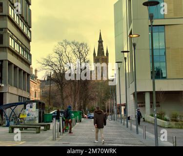Glasgow, Scotland, UK 6th January, 2023.  campus New buildings and students at the university of Glasgow with the old in the background. Credit Gerard Ferry/Alamy Live News Stock Photo