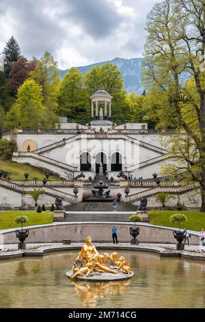 Venus Temple Linderhof Palace with fountain, municipality of Ettal, district of Garmisch Partenkirchen, Upper Bavaria, Bavaria, Germany Stock Photo