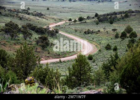 USA, Idaho, Owyhee County, Owyhee Uplands Scenic Bypass, View of Mud Flat Road Stock Photo