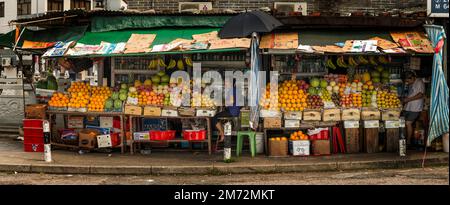 Hi-resolution panorama of a fruit and drinks stall in daytime in Sai Kung, New Territories, Hong Kong (83Mpx) Stock Photo