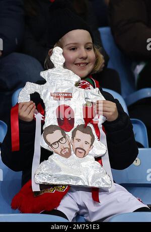 Coventry, UK. 7th Jan, 2023. A Wrexham fan holds a tin foil cup before the The FA Cup match at the Coventry Building Society Arena, Coventry. Picture credit should read: Darren Staples/Sportimage Credit: Sportimage/Alamy Live News Stock Photo