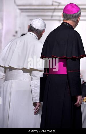 Vatican City State, Vatikanstadt. 07th Jan, 2023. Monsignor Georg Gaenswein. photo: Pope Francis Monsignor Georg Gänswein, during Jubilee Audience at St Peter's square in Vatican. on October 22, 2016. Credit: dpa/Alamy Live News Stock Photo