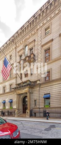 Union Club, a renaissance style landmark, hosted Cleveland’s elite – including five U.S. Presidents: Grant, Hayes, Garfield, McKinley, and Taft. Stock Photo