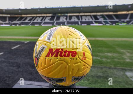 The official Emirates FA Cup Mitre Ultimax Pro match ball during the Emirates FA Cup Third Round match Derby County vs Barnsley at Pride Park Stadium, Derby, United Kingdom, 8th January 2023  (Photo by Mark Cosgrove/News Images) Stock Photo