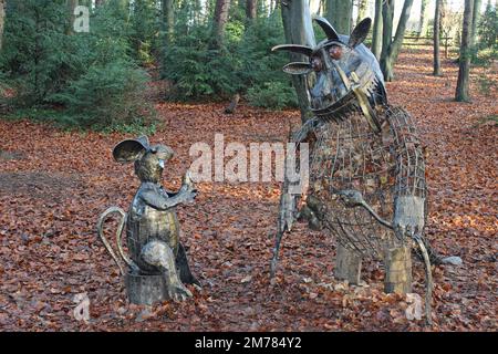 Metal Sculptures Of The Gruffalo & Mouse Stock Photo