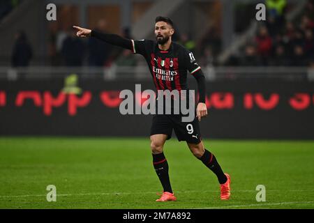 Milan, Italy. 08th Jan, 2023. Olivier Giroud (Milan) during the Italian 'Serie A' match between Milan 2-2 Roma at Giuseppe Meazza Stadium on January 08, 2023 in Milano, Italy. Credit: Maurizio Borsari/AFLO/Alamy Live News Credit: Aflo Co. Ltd./Alamy Live News Stock Photo