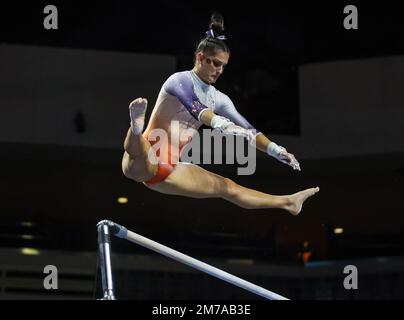 Las Vegas, NV, USA. 7th Jan, 2023. Auburn's Cassie Stevens competes on the bars during Session 4 of the Super 16 collegiate woman's gymnastics meet at the Orleans Arena in Las Vegas, NV. Kyle Okita/CSM/Alamy Live News Stock Photo