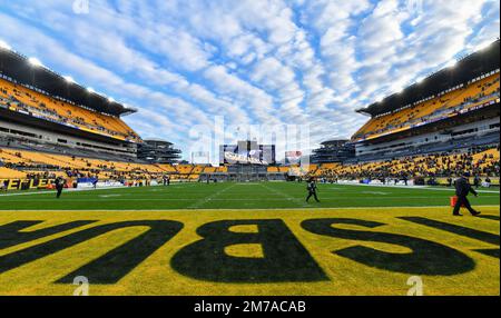 Pittsburgh, PA, USA. 8th Jan, 2023. Nick Chubb #24 during the