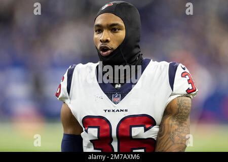 Houston Safe Indianapolis Colts safety Jonathan Owens (38) moves across the field ...