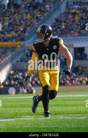 September 20th, 2020: Derek Watt #44 during the Pittsburgh Steelers vs  Denver Broncos at Heinz Field in Pittsburgh, PA. Jason Pohuski/(Photo by  Jason Pohuski/CSM/Sipa USA Stock Photo - Alamy