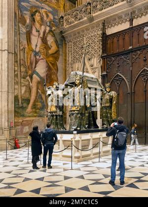 The tomb of explorer Christopher Columbus in the cathedral, Seville, Seville Province, Andalusia, Spain. The Cathedral, Alcázar and Archivo de Indias Stock Photo