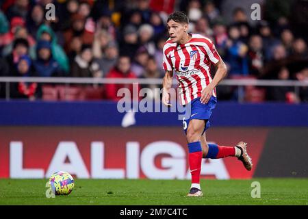 Nahuel Molina lands in Spain to complete move to Atletico Madrid - Football  España