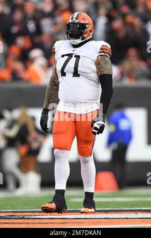 Cleveland Browns offensive tackle Jedrick Wills Jr. is helped off the field  after getting injured during the first half of an NFL divisional round  football game against the Kansas City Chiefs, Sunday