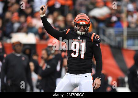 Cincinnati Bengals defensive end Trey Hendrickson (91) is led off the field  after being injured against the Pittsburgh Steelers during the first half  of an NFL football game, Sunday, Nov. 20, 2022