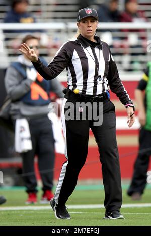 Down Judge Sarah Thomas (53) during an NFL football game between the ...