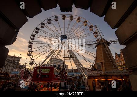 Sunset at the Winter Wonderland in Nottingham City, Nottinghamshire England UK Stock Photo