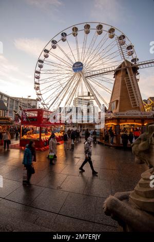 Sunset at the Winter Wonderland in Nottingham City, Nottinghamshire England UK Stock Photo