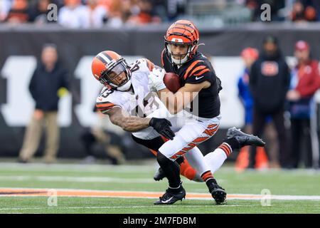 Cincinnati Bengals wide receiver Trent Taylor (11) makes a catch against  Cleveland Browns safety John Johnson III (43) during an NFL football game,  Sunday, Dec. 11, 2022, in Cincinnati. Cincinnati won 23-10. (