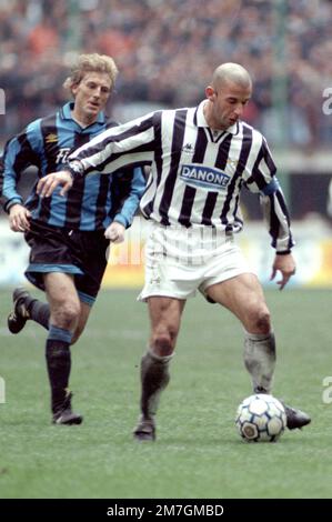 fotografia originale d'agenzia Vialli N. 39 - Juventus-Cremonese 19/03 fotografia originale d'agenzia Vialli N. 39 - Juventus-Cremonese 19/03