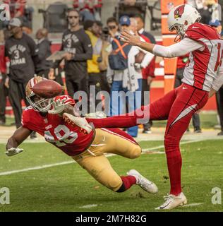 San Francisco 49ers linebacker Oren Burks (48) runs a play during an NFL  football game against the Seattle Seahawks, Sunday, Sept. 18, 2022, in  Santa Clara, Calif. (AP Photo/Scot Tucker Stock Photo - Alamy