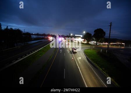 GIlroy, CA, USA. 9th Jan, 2023. GIlroy, CA - Flooding from the Uvas Creek and reservoir caused the closure of US Highway 101 in both directions for much of the day in Gilroy, south of San Jose. (Credit Image: © Neal Waters/ZUMA Press Wire) EDITORIAL USAGE ONLY! Not for Commercial USAGE! Stock Photo