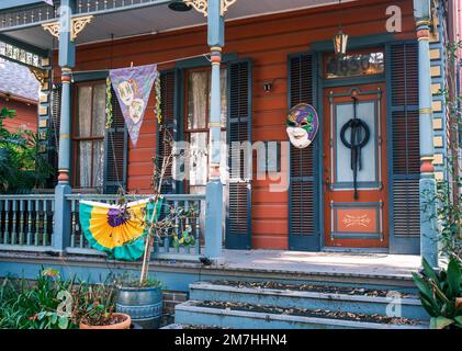 NEW ORLEANS, LA, USA - DECEMBER 9, 2022: Entrance to historic home at 830 S. Carrollton with Mardi Gras decorations Stock Photo