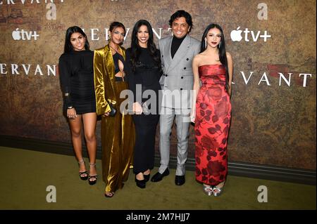 https://l450v.alamy.com/450v/2m7hjj7/new-york-usa-09th-jan-2023-l-r-shivani-shyamalan-ishana-shyamalan-bhavna-vaswani-m-night-shyamalan-and-saleka-shyamalan-attend-the-premiere-of-apple-tvs-servant-season-4-at-the-walter-reade-theater-in-new-york-ny-january-9-2023-photo-by-anthony-beharsipa-usa-credit-sipa-usaalamy-live-news-2m7hjj7.jpg