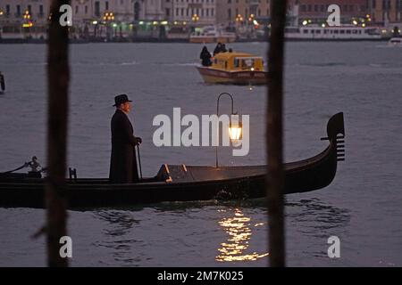 The British actor and director Kenneth Branagh in the role of the Belgian investigator Hercule Poirot, during the shooting of the film 'A Haunting in Venice', inspired by an episode of the famous character created by the British writer Agatha Christie and directed by Branagh himself . today January 9, 2023. © ANDREA MEROLA Stock Photo