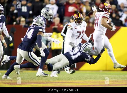 January 8, 2023 : Dallas Cowboys running back Ezekiel Elliott (21) runs the  ball during the game against the Washington Commanders in Landover, MD.  Photographer: Cory Royster (Credit Image: Â© Cory Royster/Cal