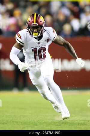 January 8, 2023 : Washington Commanders wide receiver Dax Milne (15)  returns the punt during the game against the Dallas Cowboys in Landover,  MD. Photographer: Cory Royster (Credit Image: Â© Cory Royster/Cal