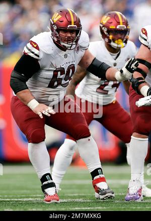 Washington Commanders quarterback Taylor Heinicke (4) passes against the  New York Giants during an NFL football game Sunday, Dec. 4, 2022, in East  Rutherford, N.J. (AP Photo/Adam Hunger Stock Photo - Alamy