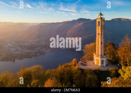 Aerial view of the Faro Voltiano (Volta Lighthouse) of Brunate overlooking Como and Como Lake in autumn. Brunate, Province of Como, Lombardy, Italy, Europe. Stock Photo