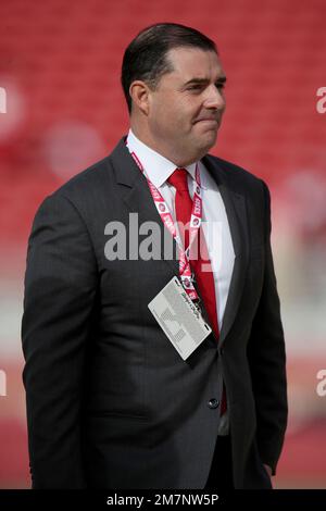 FOX broadcaster Terry Bradshaw presents the George Halas Trophy to San  Francisco 49ers CEO Jed York following the NFL football NFC Championship  game, Sunday, Jan. 19, 2020, in Santa Clara, Calif. The