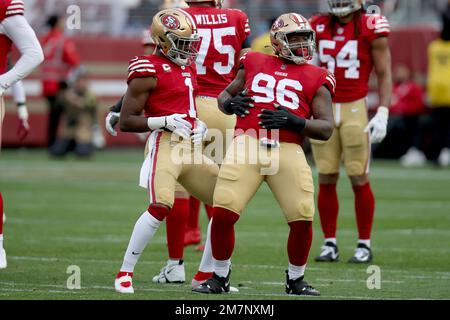 San Francisco 49ers' T.Y. McGill, middle, takes part in drills during the  NFL team's football training camp in Santa Clara, Calif., Wednesday, July  26, 2023. (AP Photo/Jeff Chiu Stock Photo - Alamy