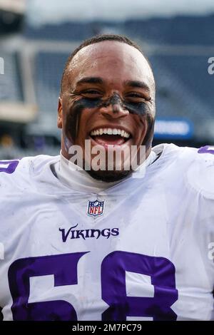 Minnesota Vikings tight end T.J. Hockenson (87) walks off the field after  an NFL football game against the Chicago Bears, Sunday, Jan. 8, 2023, in  Chicago. (AP Photo/Kamil Krzaczynski Stock Photo - Alamy