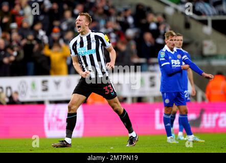 Newcastle United's Dan Burn celebrates scoring their side's first goal of the game during the Carabao Cup Quarter-Final match at St. James' Park, Newcastle. Picture date: Tuesday January 10, 2023. Stock Photo