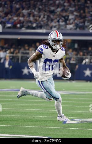 Dallas Cowboys wide receiver CeeDee Lamb (88) lines up against the  Philadelphia Eagles during an NFL football game in Arlington, Texas,  Monday, Sept. 27, 2021. (AP Photo/Ron Jenkins Stock Photo - Alamy