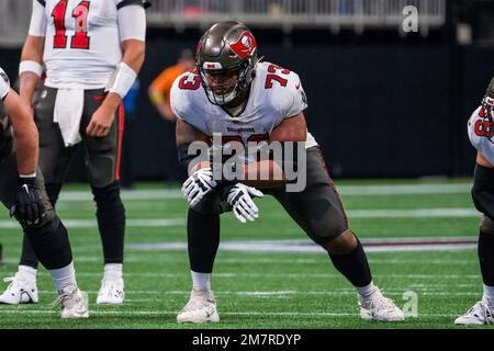 TAMPA, FL - DECEMBER 18: Tampa Bay Buccaneers offensive lineman Brandon  Walton (73) sets up to pass